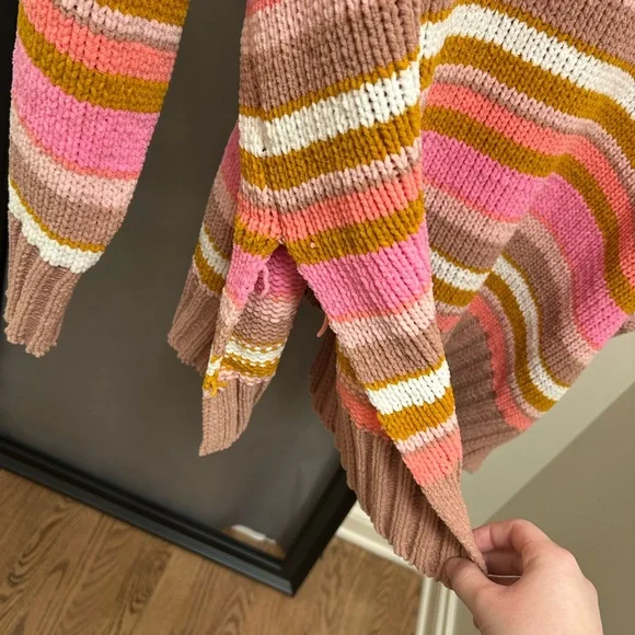 Chunky Aerie Striped Pink and Tan Women's Sweater. Size XL. Oversized. Soft - Picture 5 of 6